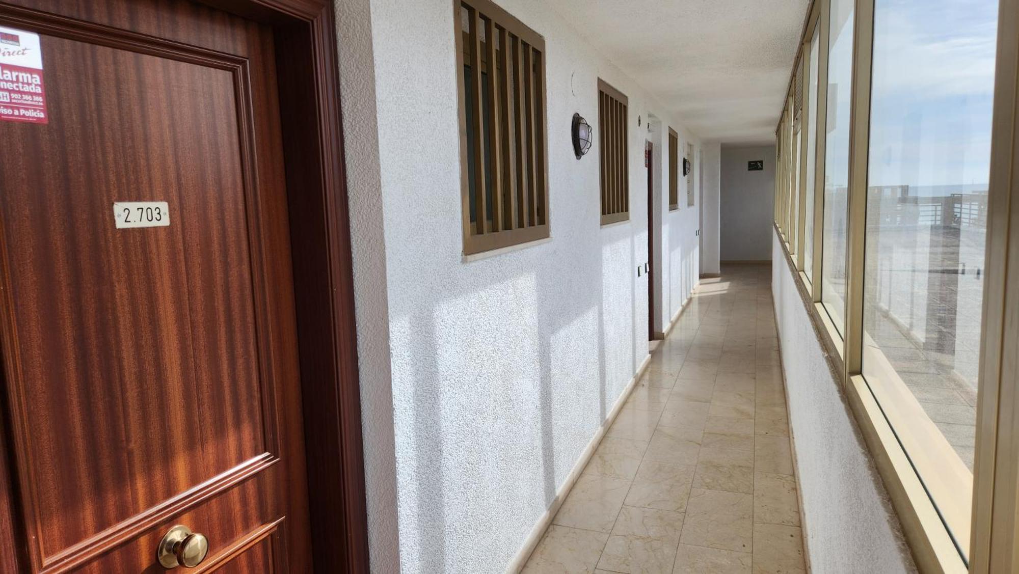 Apartments Novelty Салоу Экстерьер фото
