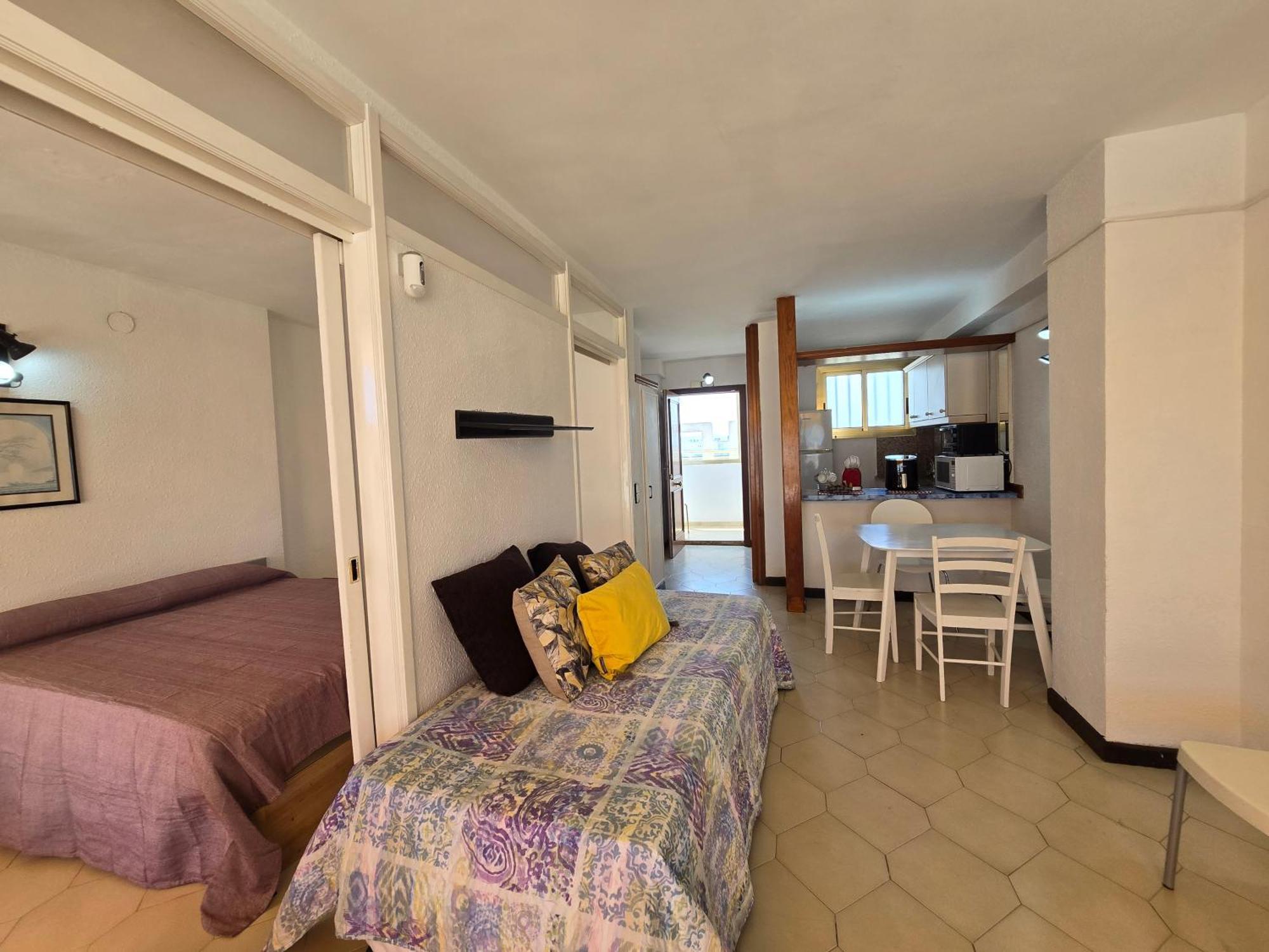 Apartments Novelty Салоу Экстерьер фото